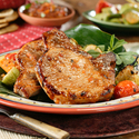 Chuletas de Cerdo con Salsa de Chile Guajillo